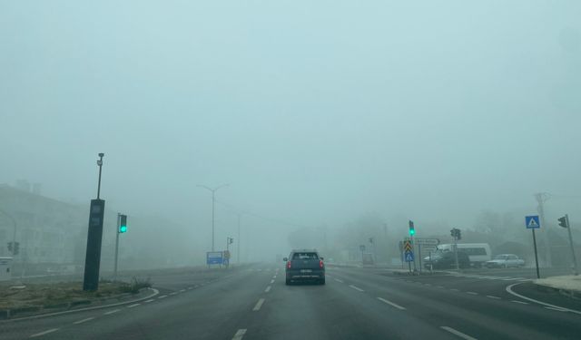 Yoğun Sis Ulaşımı Olumsuz Etkiledi: Görüş Mesafesi 30 Metreye Düştü!