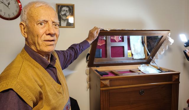88 Yaşındaki Adamın 1 Kilo Altını Sırra Kadem Bastı