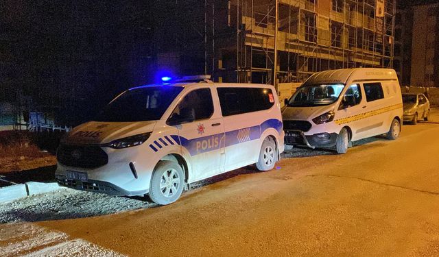 Havaya Ateş Açıldı, Kurşun Eve İsabet Etti