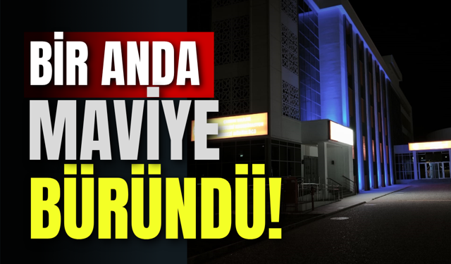 Bir Anda Maviye Büründü!