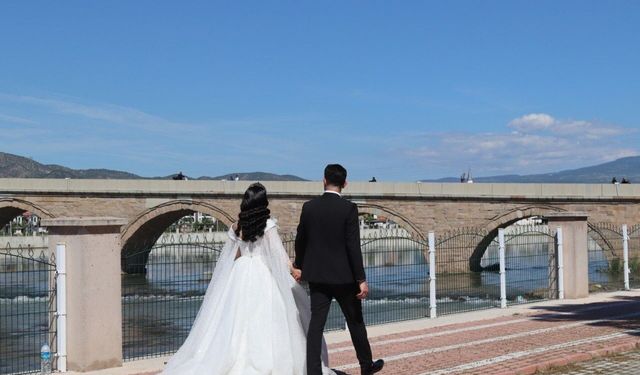 Yargıtay’dan Emsal Karar: Aşırı Cimrilik Boşanma Sebebi Sayıldı!