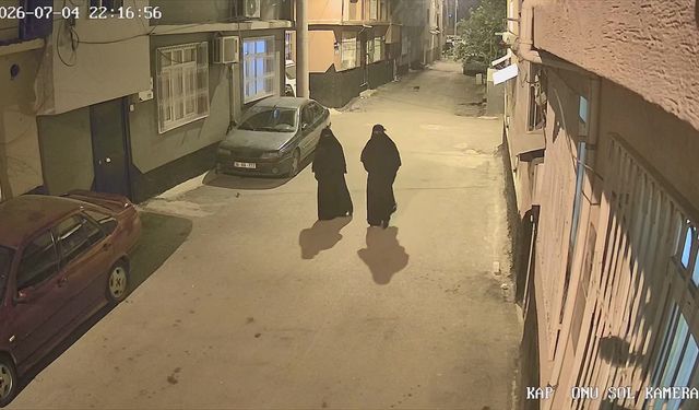 Çarşaf Giyip Eve Girdiler! 40 Dakikada Servet Çaldılar
