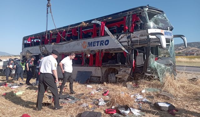 Feci Otobüs Kazası! 2'si Ağır 46 Kişi Yaralandı