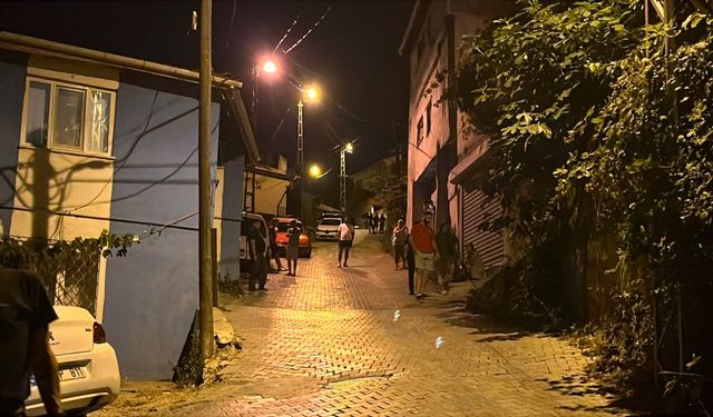 Mahallelinin Uyarısını Dinlemedi! 4 El Ateş Edip Kaçtı