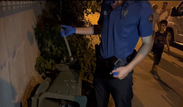 Husumet Kavgasında Çöpe Atılan Kılıç Polisi Harekete Geçirdi
