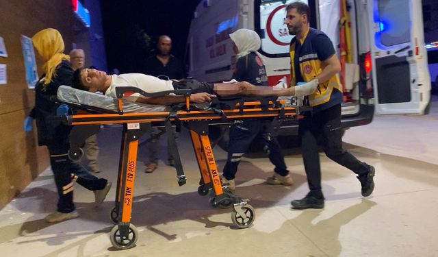 Motosikletle Geldi, Tüfekle Ateş Açıp Kaçtı