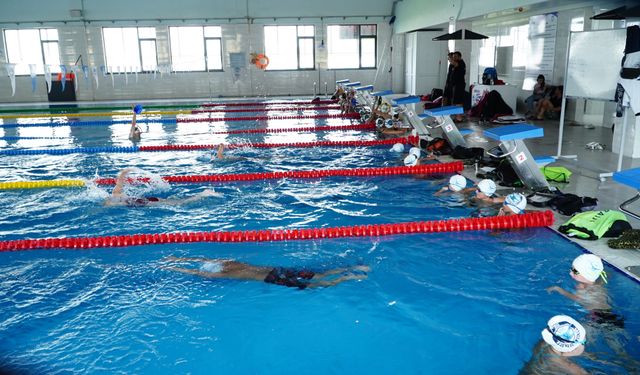 Sporcular Erciyes’e Akın Ediyor! 30 Sporcu Yeni Sezon İçin Kampa Girdi