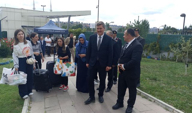 Havza’da Üniversitelilere Sürpriz Karşılama! Kaymakam Kapıda Bekledi