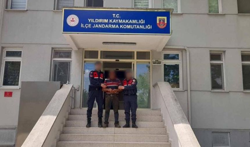 Bursa’da jandarma operasyonu, 65 suç kaydı olan şahıs tutuklandı