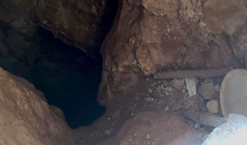 3 defineciye mezar olan mağara ve tünelleri ilk kez görüntülendi