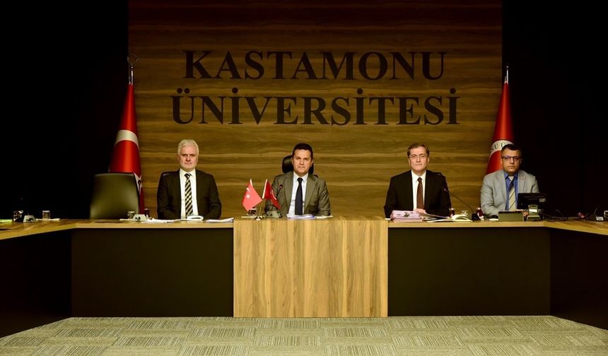 Kastamonu Üniversitesi Senatosu, Projeler ve Mezuniyet Verilerini Görüştü