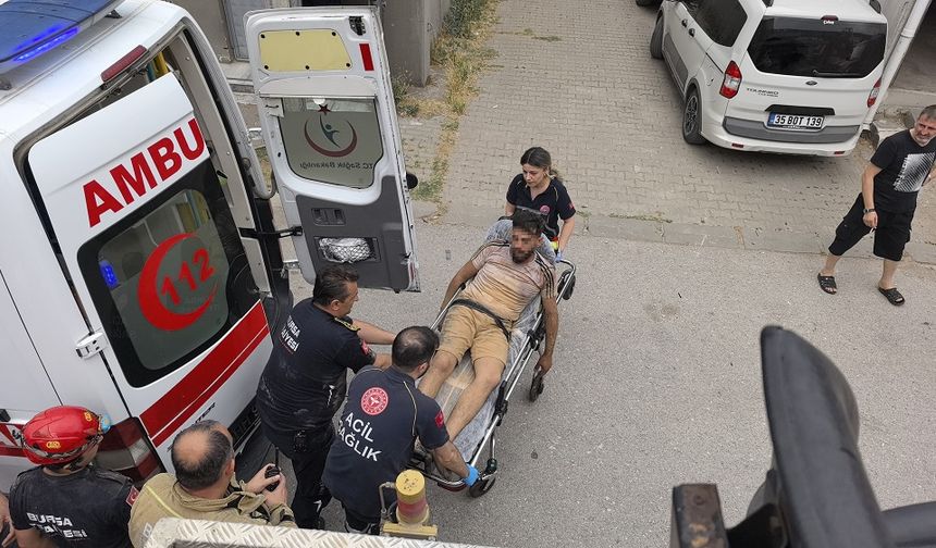 İnegöl’de Talaş Makinesine Sıkışan İşçi Son Anda Kurtarıldı
