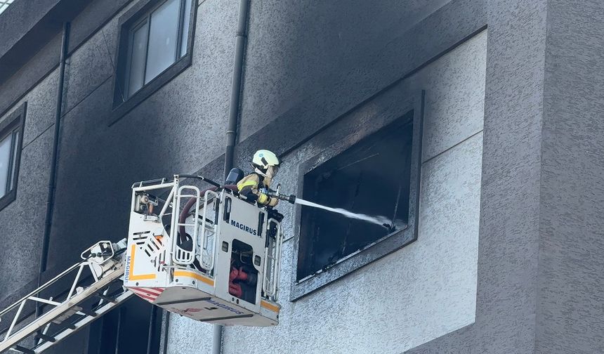 Terlik Fabrikasında Yangın: 2 Saatte Kontrol Altına Alındı