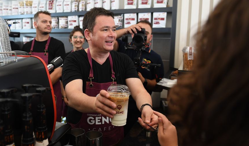 Bursa Osmangazi’nin Genç Kafe’si 1 Yılda 320 Bin Ziyaretçiyle Gençlerin Yeni Buluşma Noktası Oldu