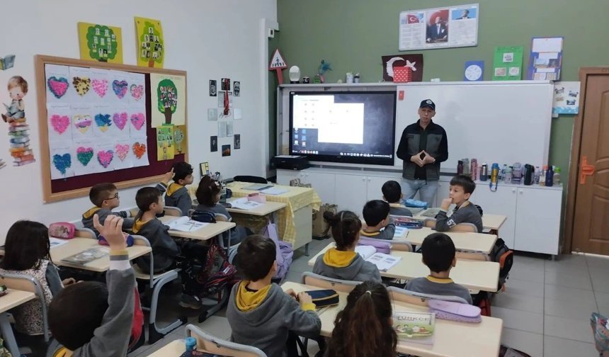 Minik Orman Koruyucuları Görev Başında