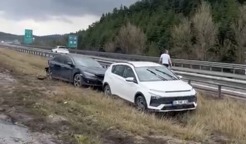 Yağmur Kazayı Getirdi: 6 Yaralı
